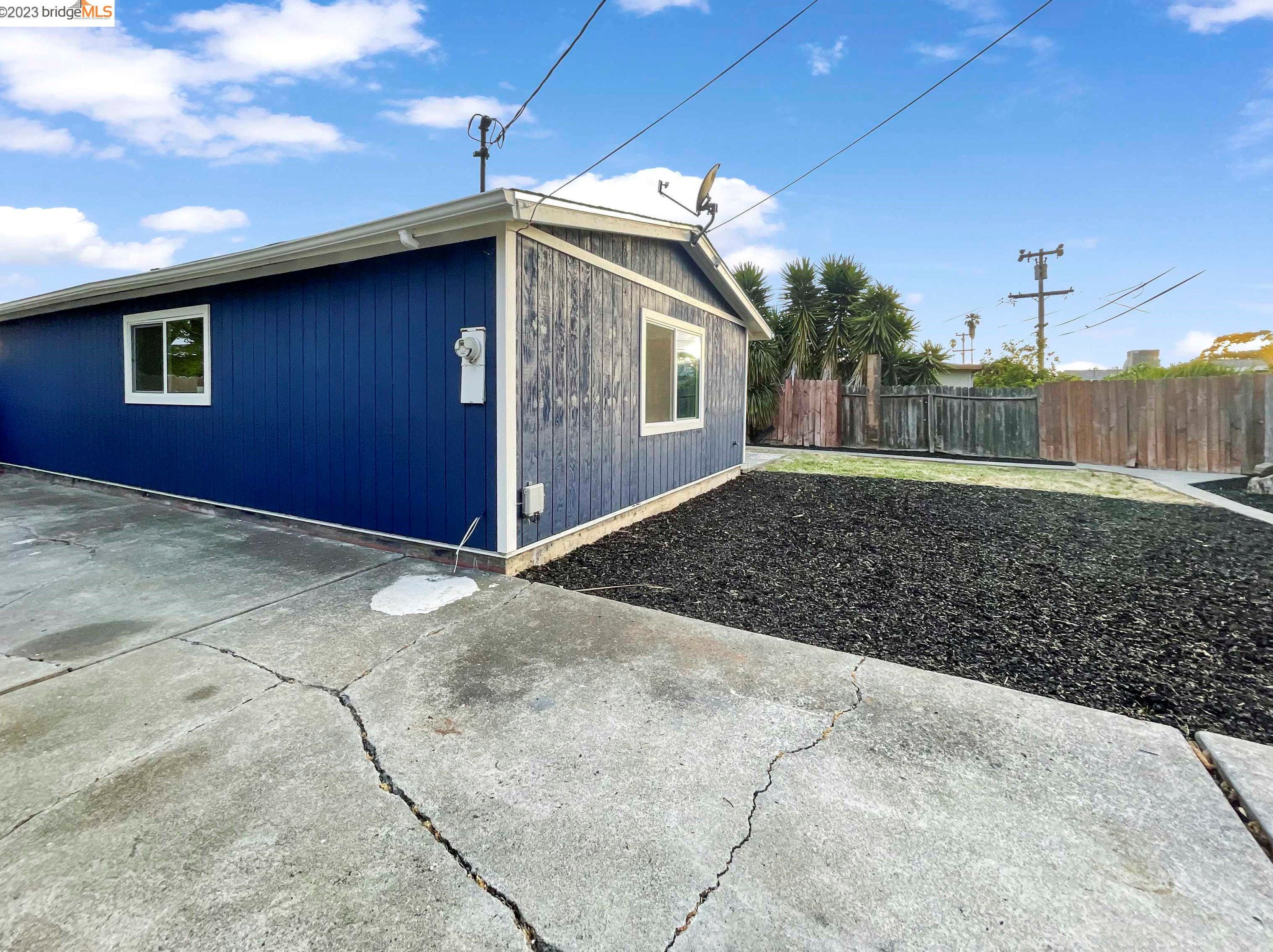 4817 Overend Ave, Richmond CA  94804-3490 exterior