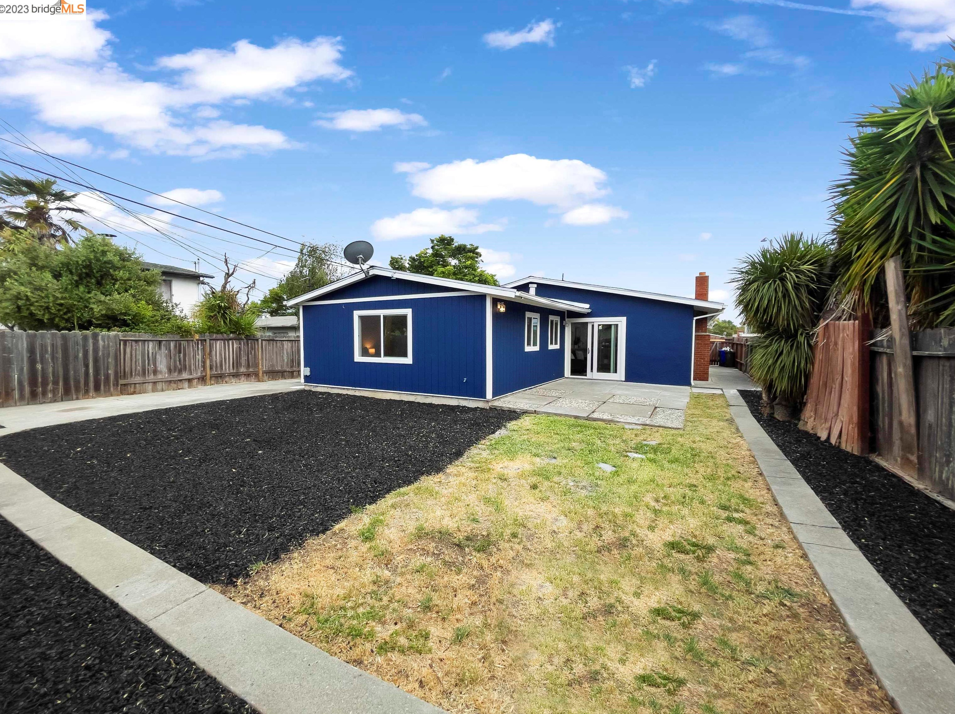 4817 Overend Ave, Richmond CA  94804-3490 exterior