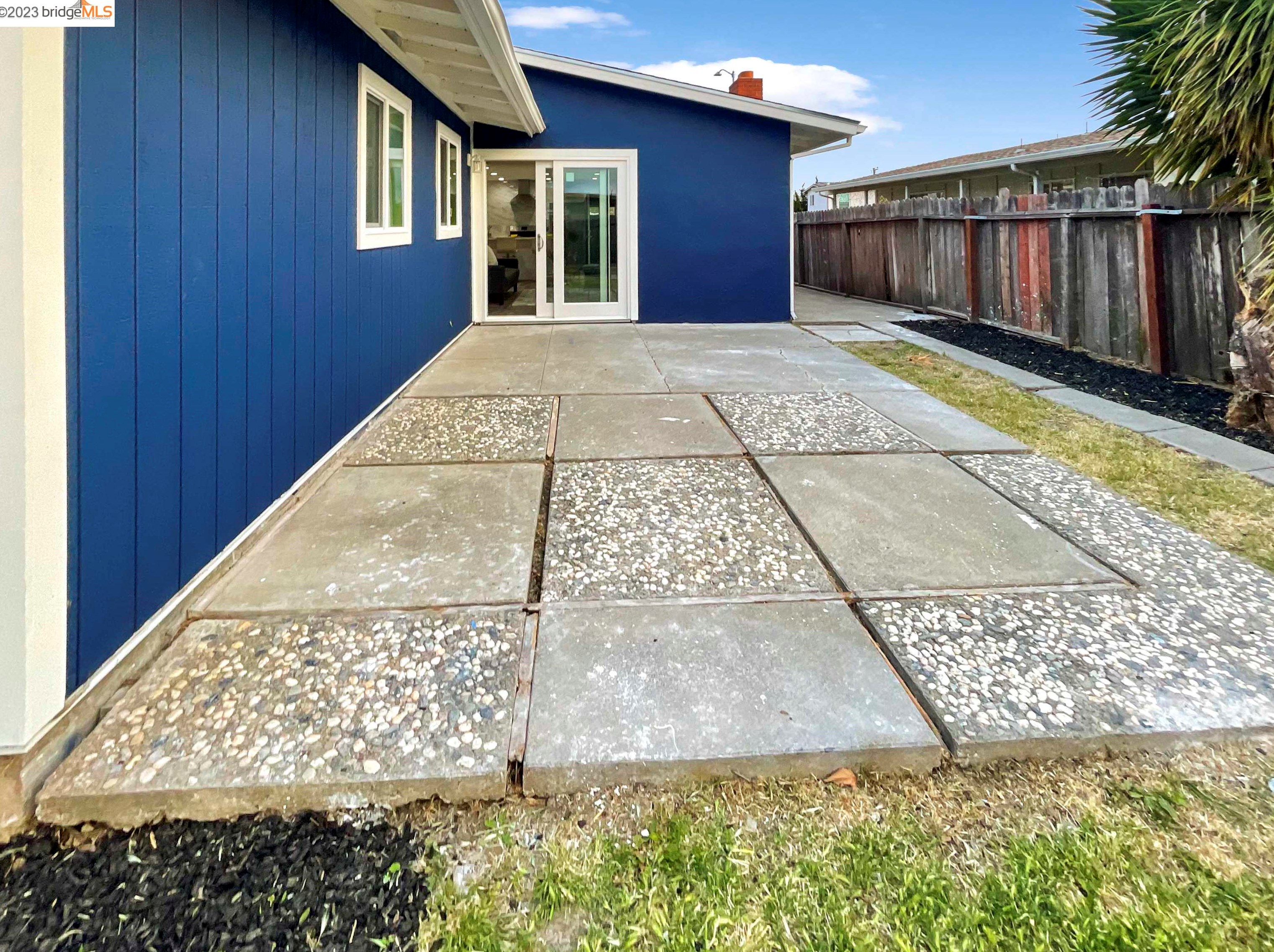 4817 Overend Ave, Richmond CA  94804-3490 exterior