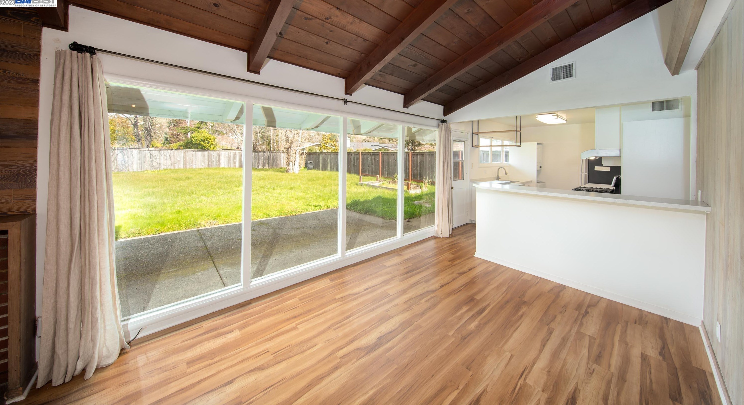 255 Cecilia Way, Tiburon CA  94920-2038 exterior
