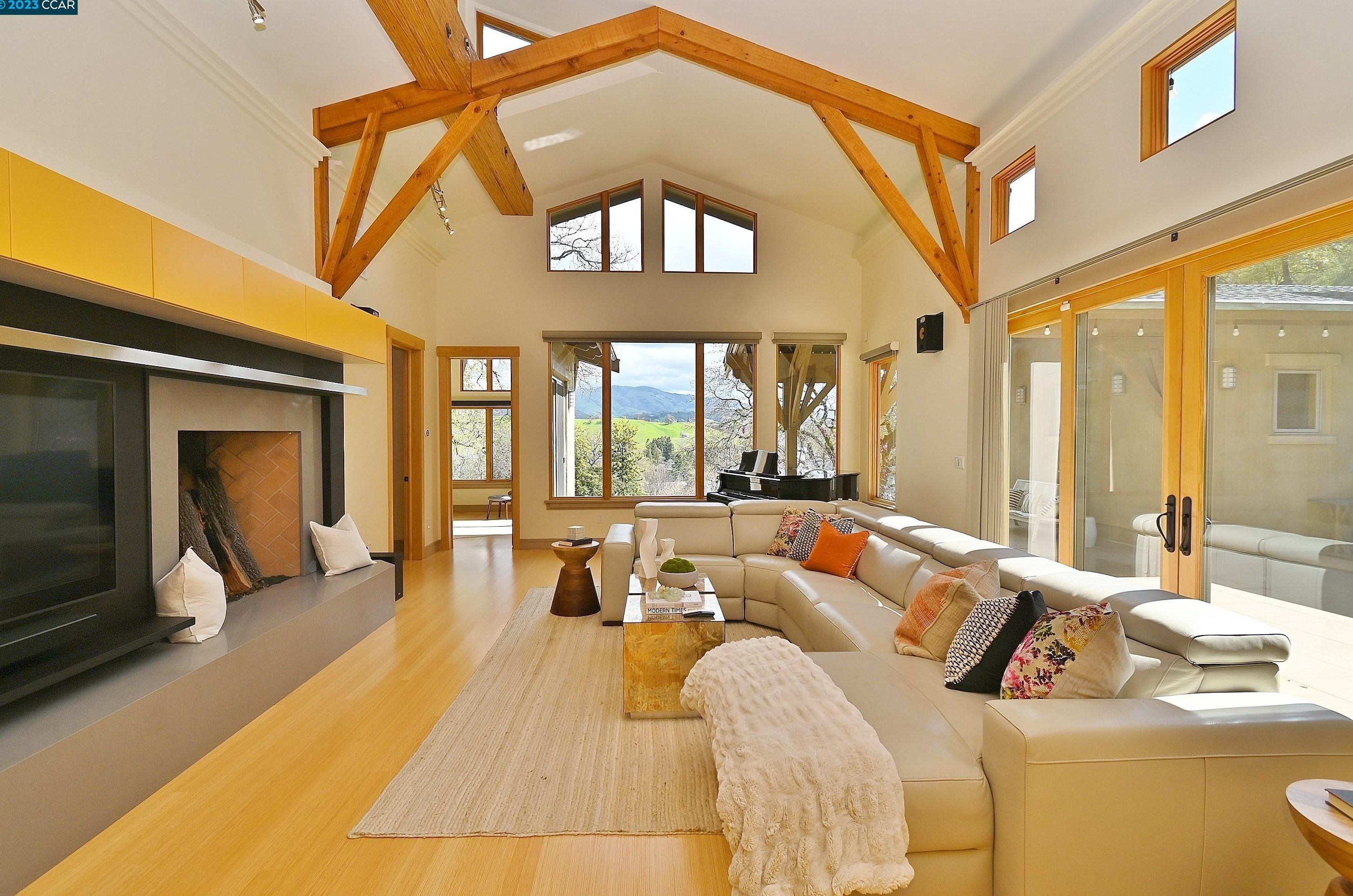 1624 Campesino Ct, Alamo CA  94507-2613 exterior