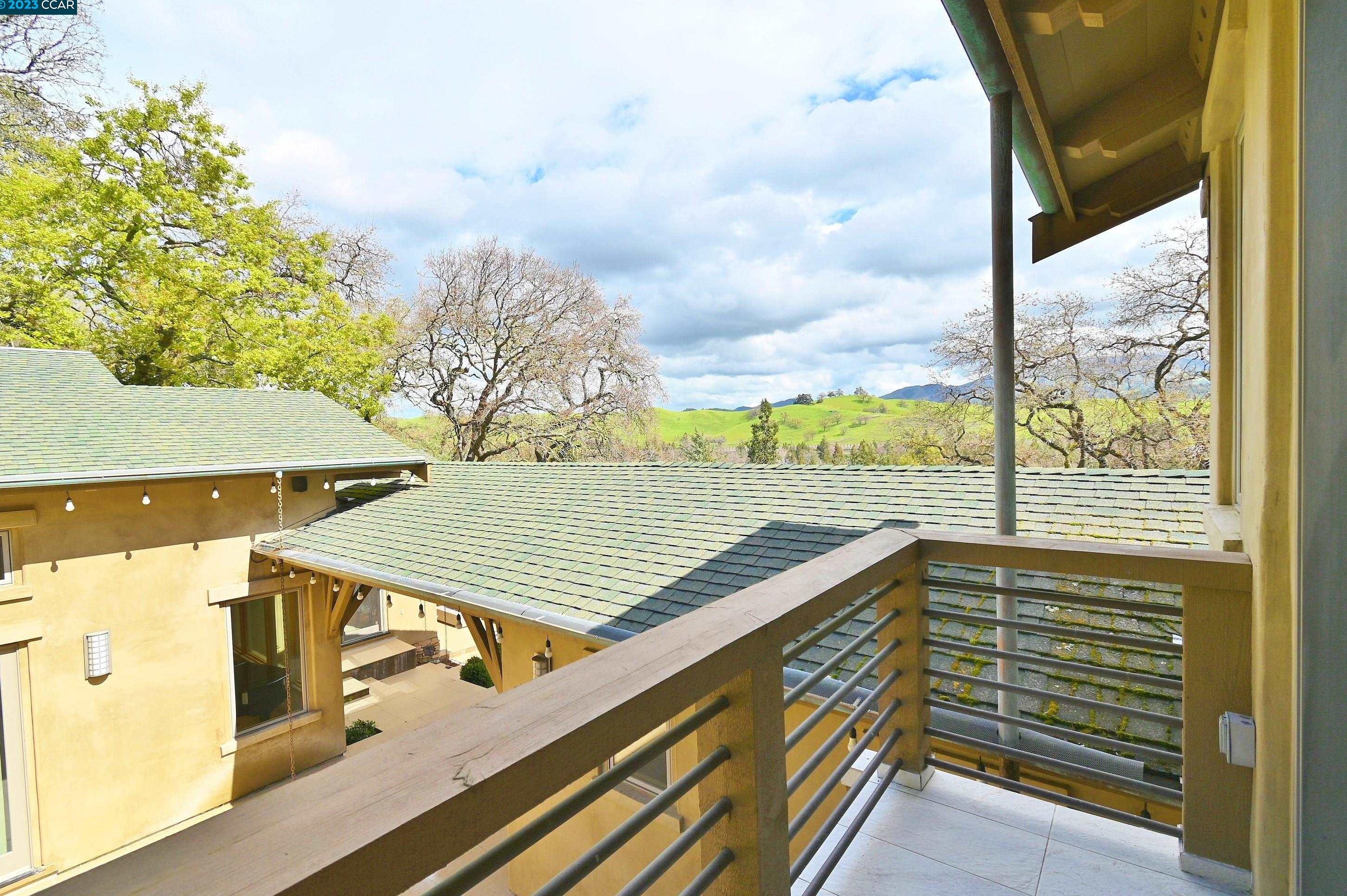 1624 Campesino Ct, Alamo CA  94507-2613 exterior