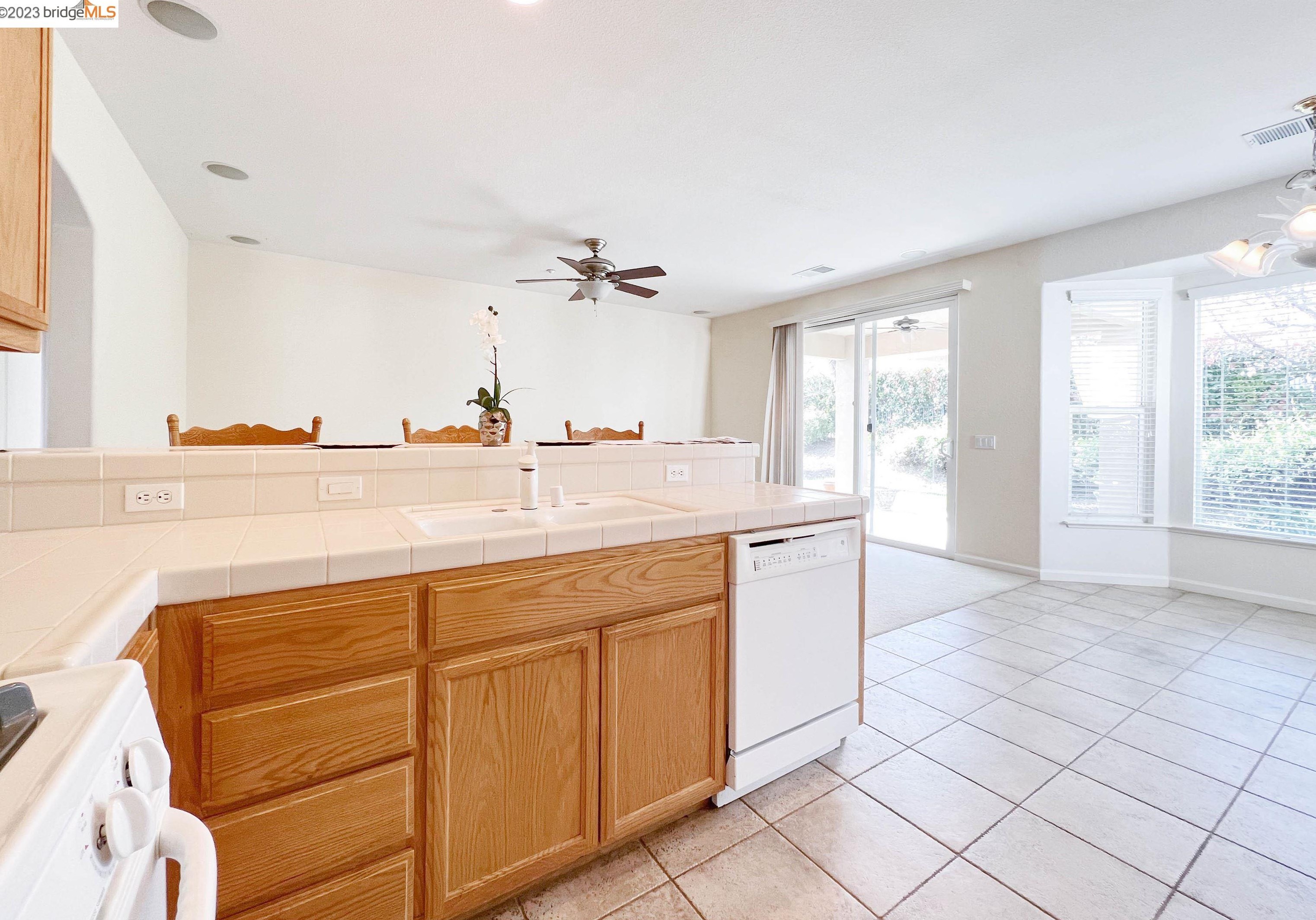 1369 Pearl Way, Los Angeles CA  94513-6970 exterior