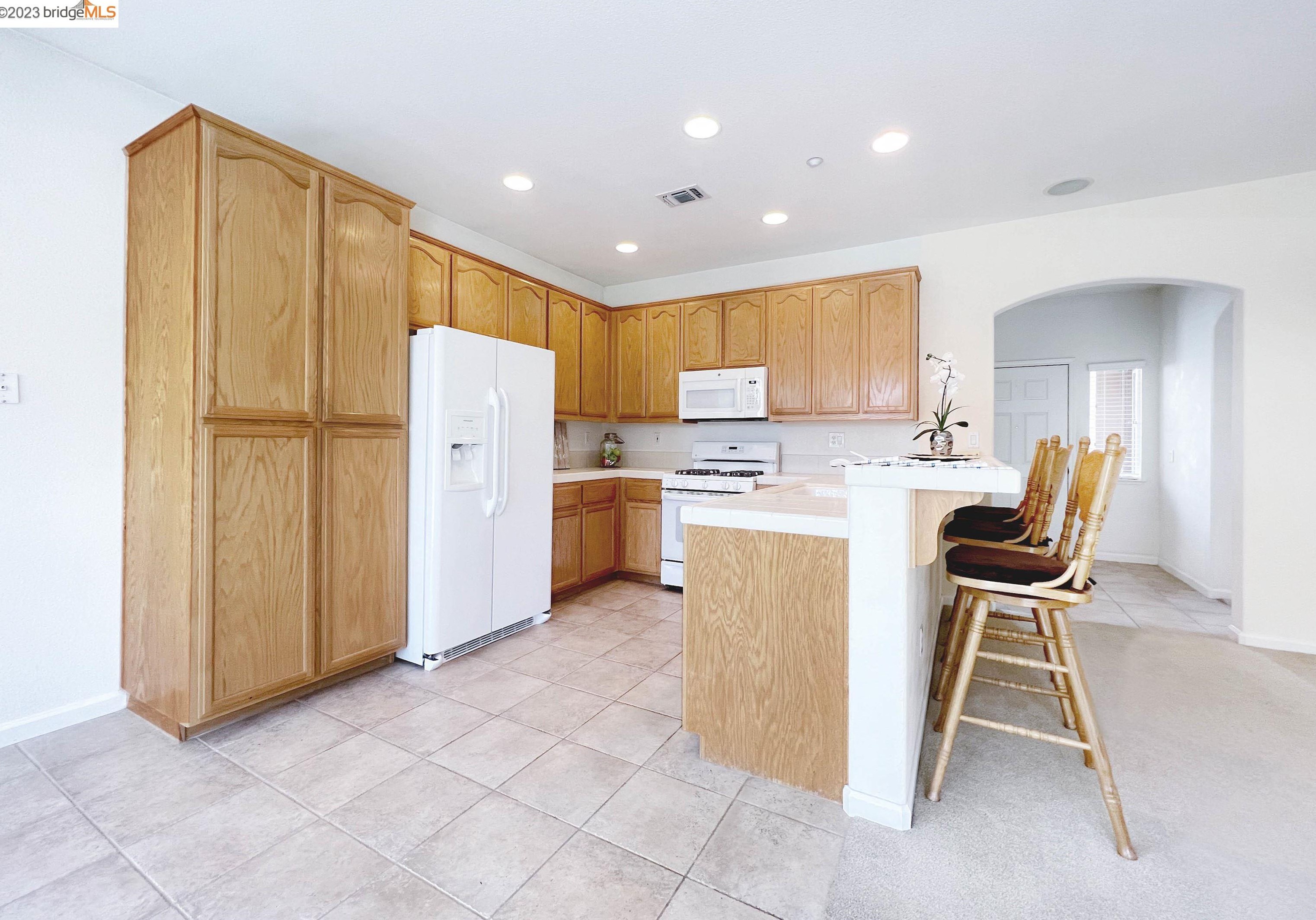 1369 Pearl Way, Los Angeles CA  94513-6970 exterior