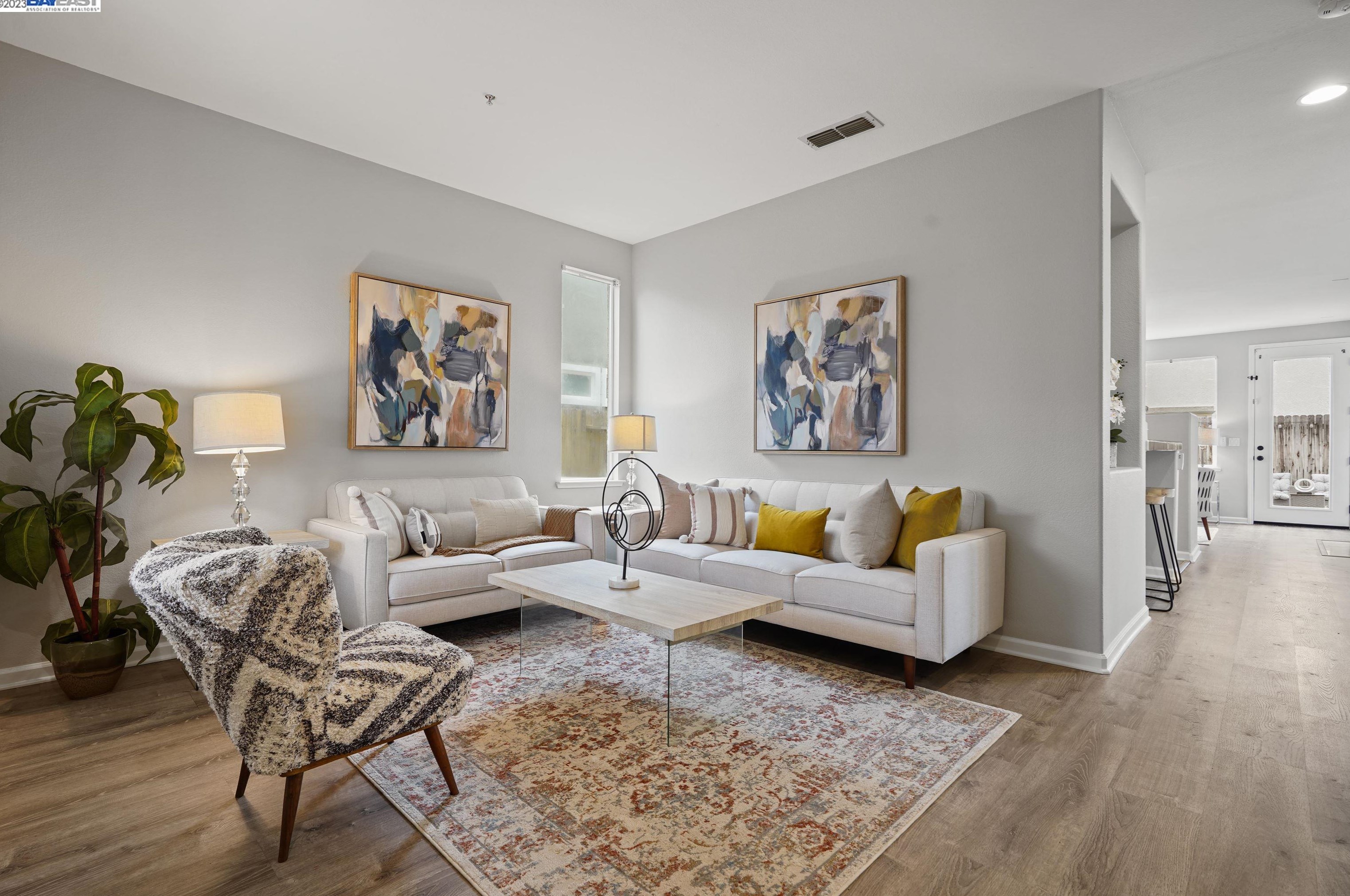 86 Lexington St, Los Angeles CA  94513-4477 exterior