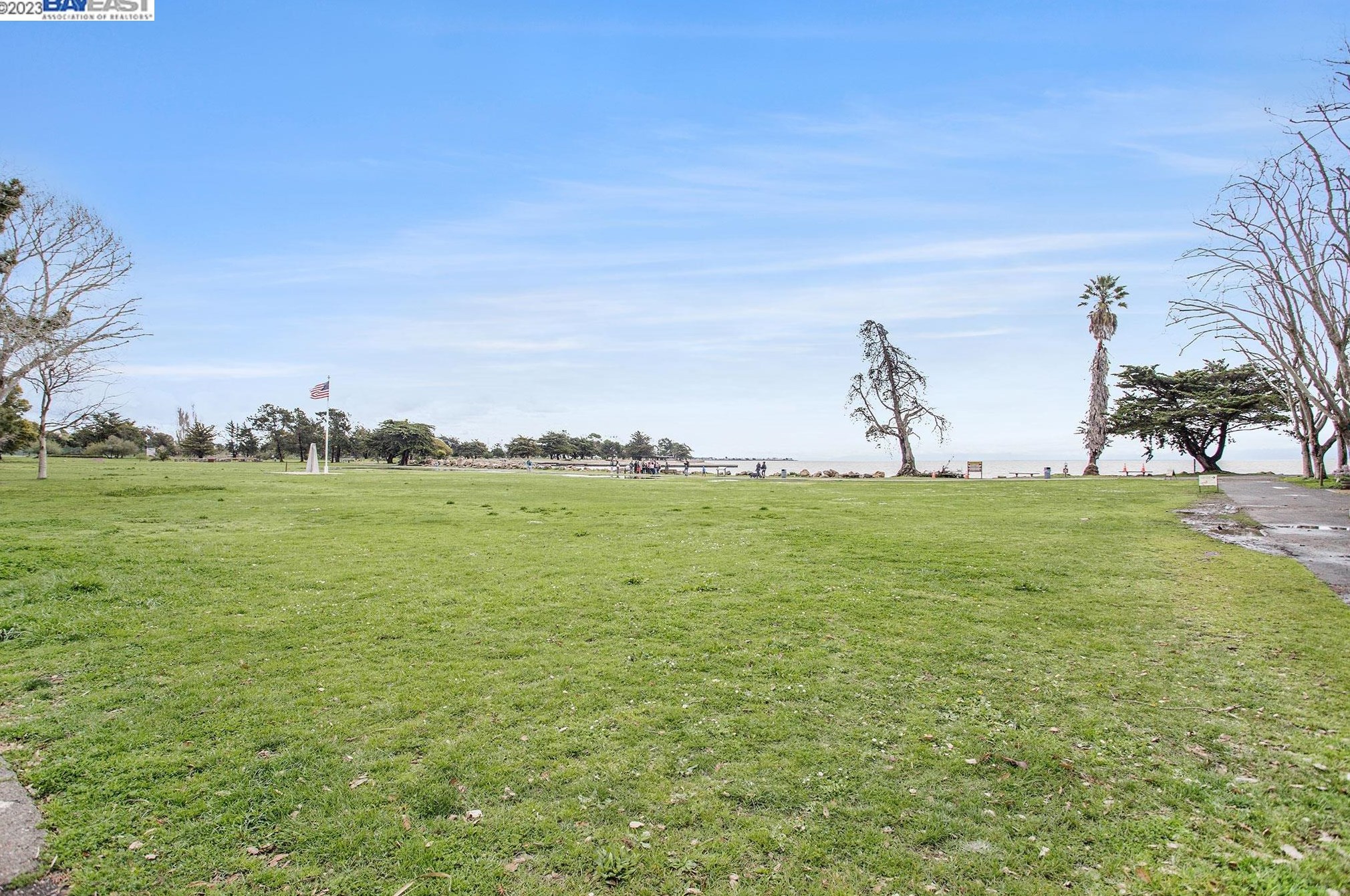 1321 Webster St, Alameda CA  94501-3871 exterior