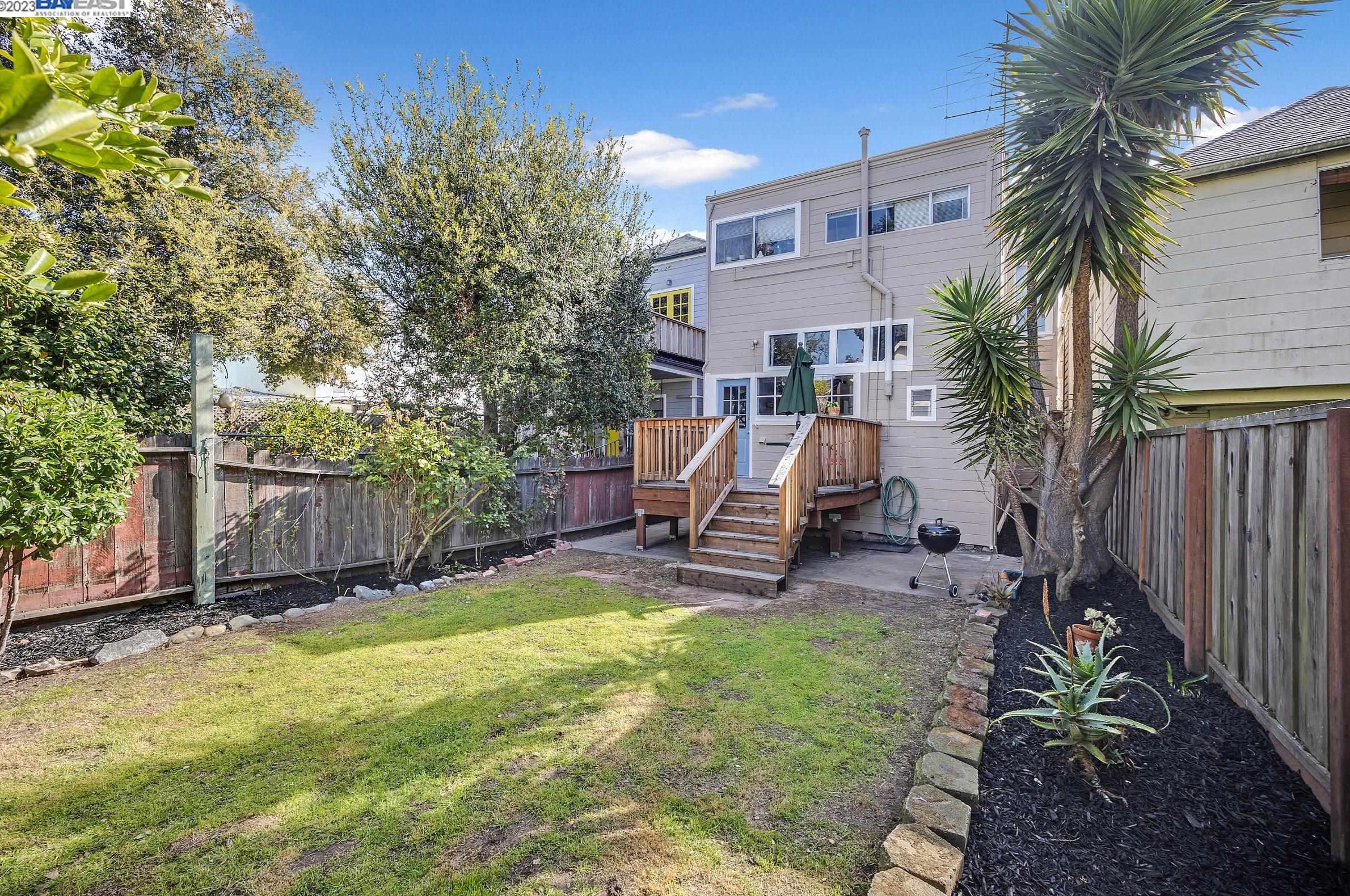 1315 9 St, Alameda CA 94501-3410 exterior