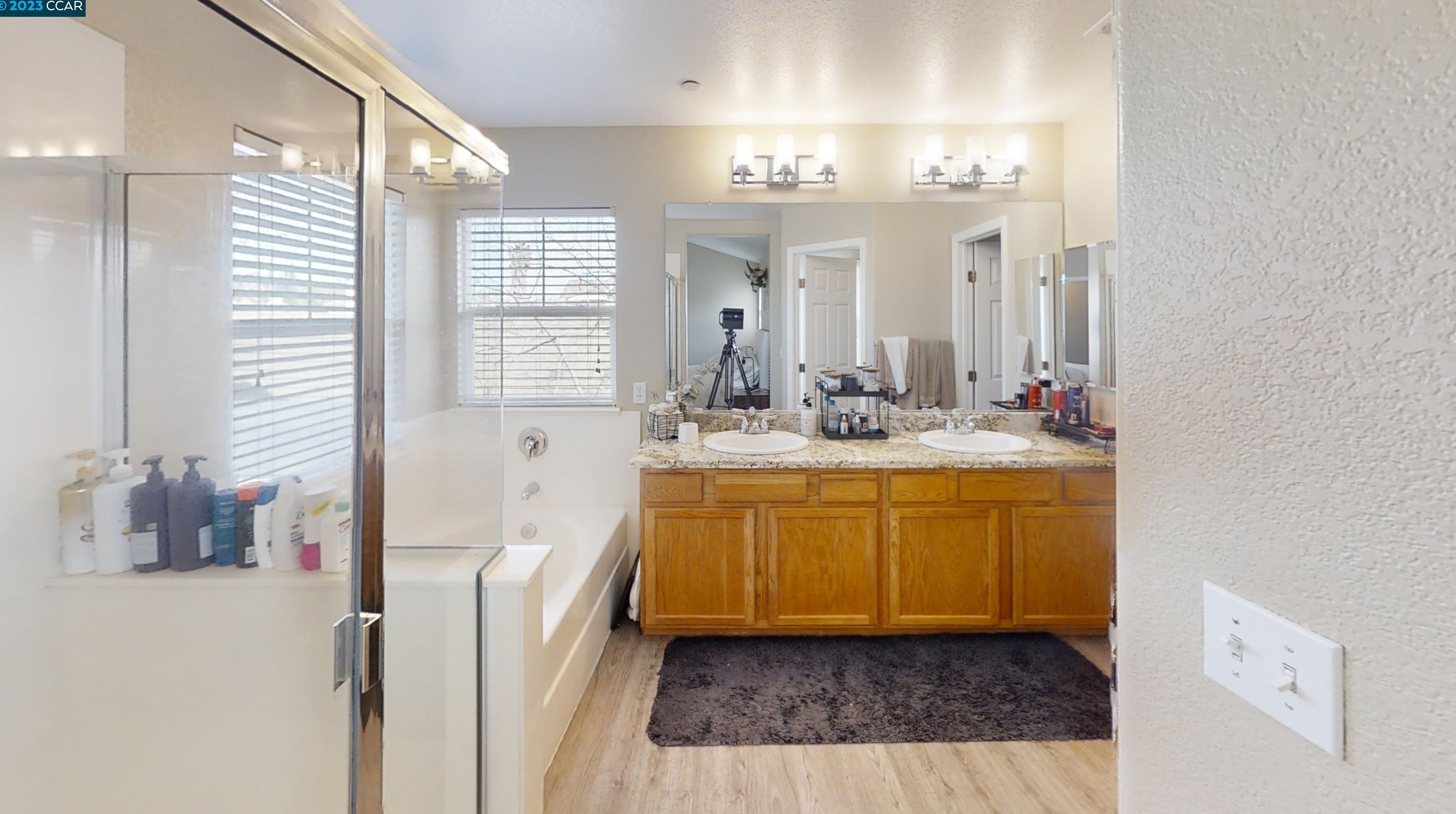 552 Young Dr, Los Angeles CA  94513-8300 exterior