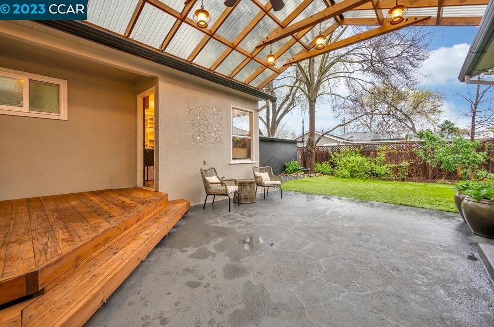 3264 Hudson Ave, Walnut Creek CA  94597-1827 exterior