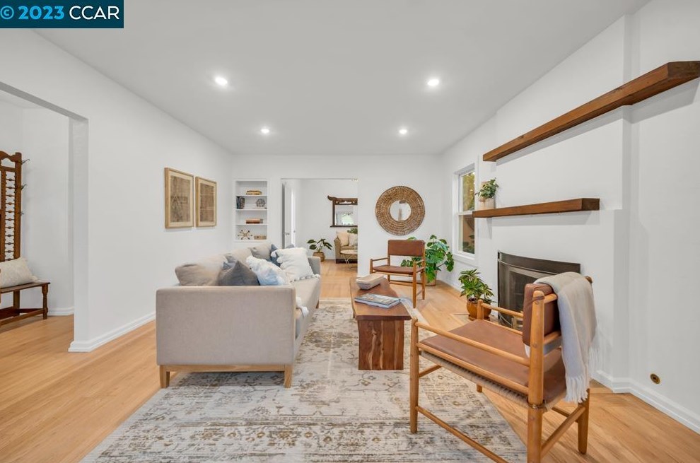 3264 Hudson Ave, Walnut Creek CA  94597-1827 exterior