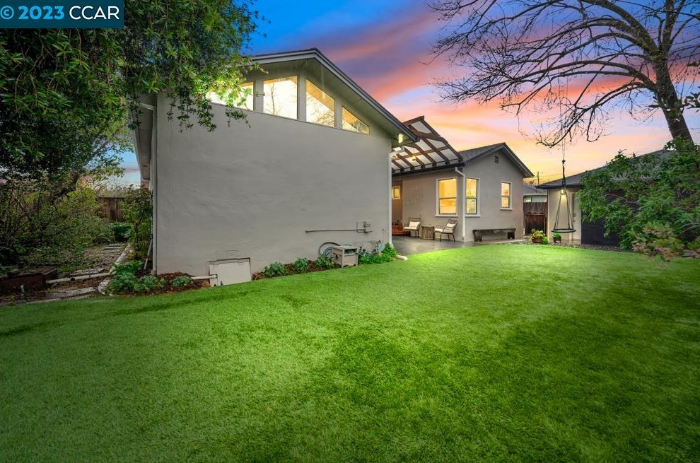 3264 Hudson Ave, Walnut Creek CA  94597-1827 exterior