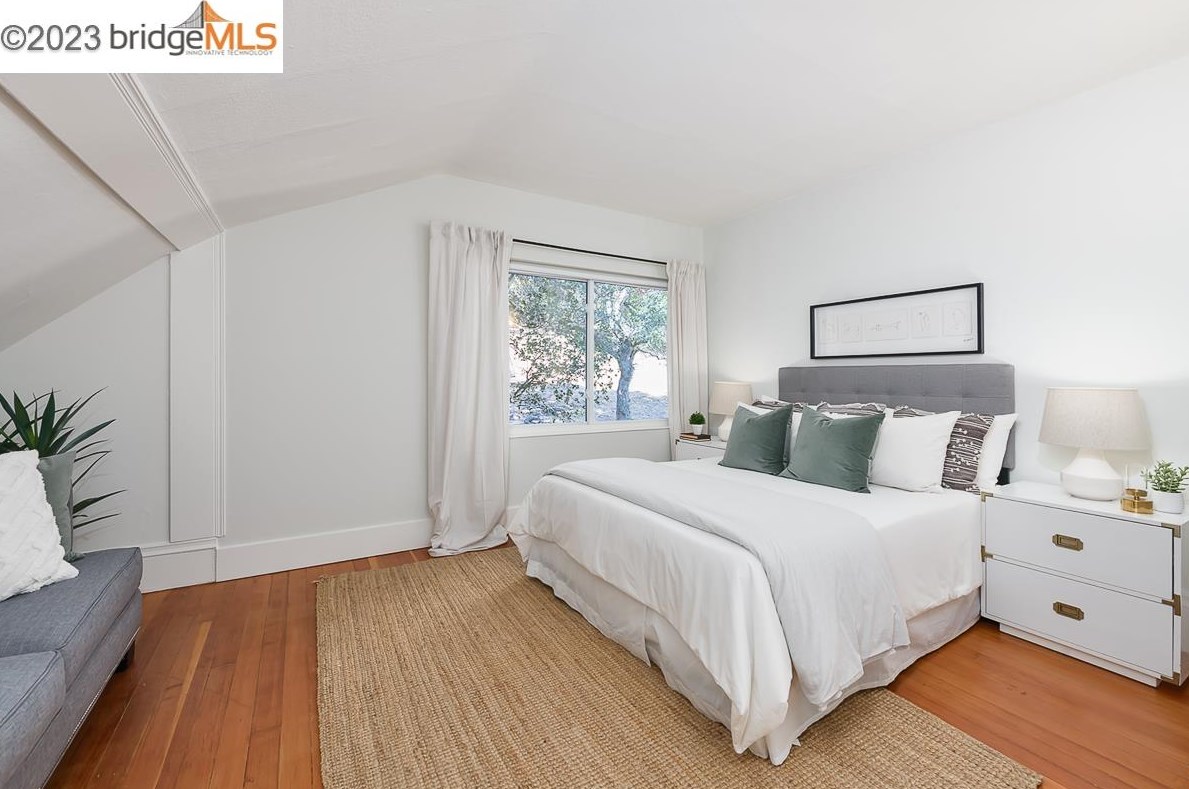 5800 Leona, Oakland CA 94605-1219 exterior