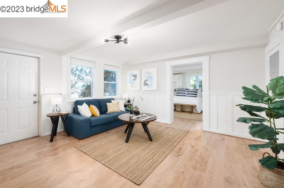 5800 Leona, Oakland CA 94605-1219 exterior