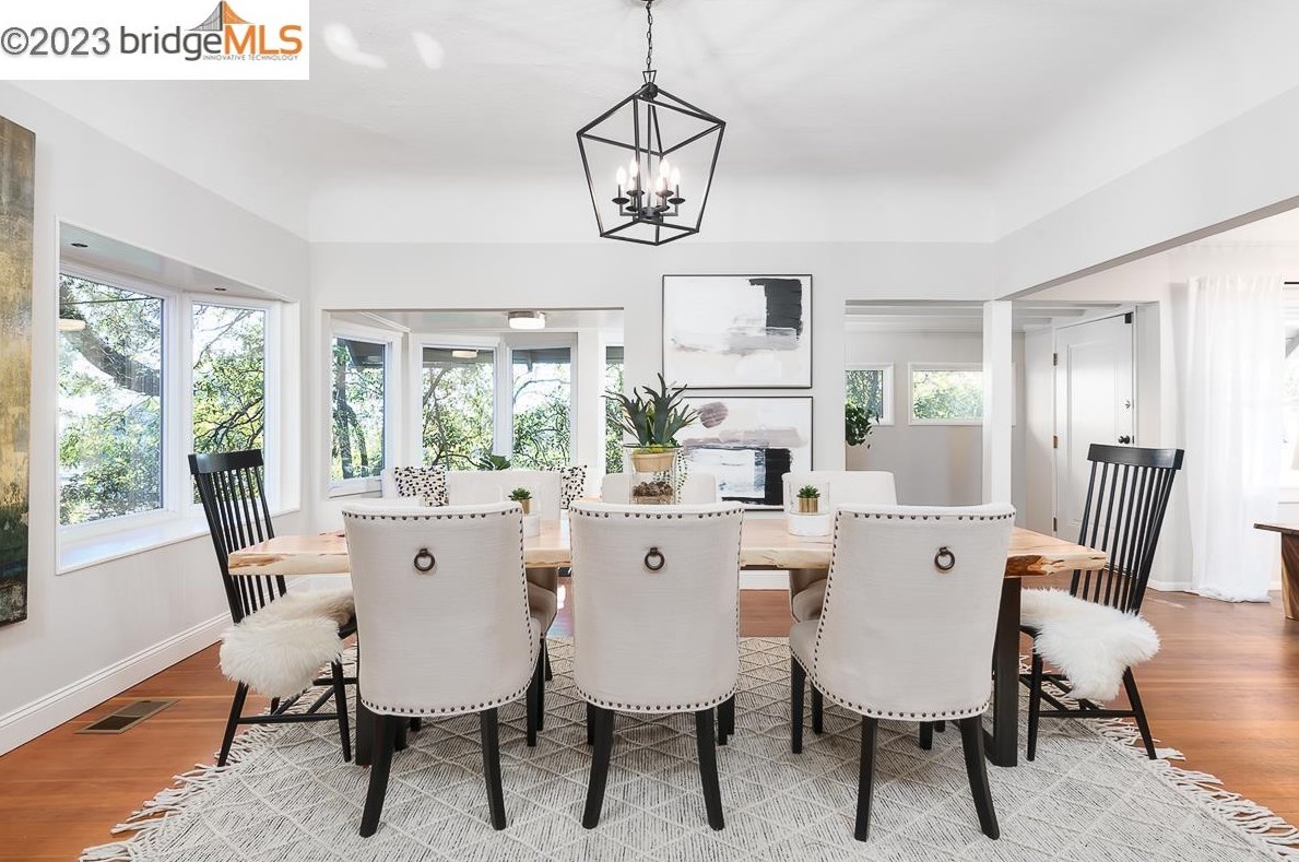 5800 Leona, Oakland CA 94605-1219 exterior