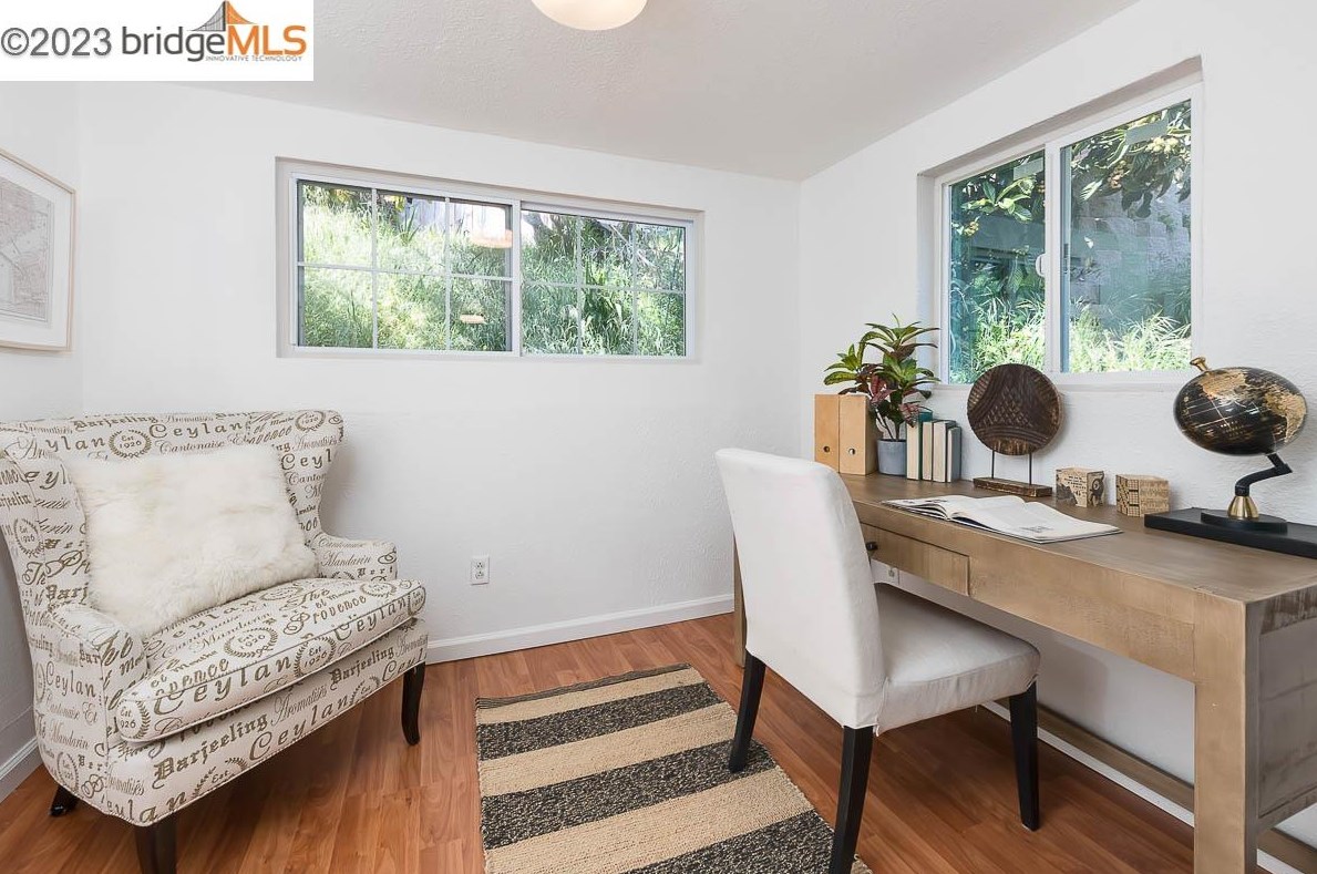 5800 Leona, Oakland CA 94605-1219 exterior