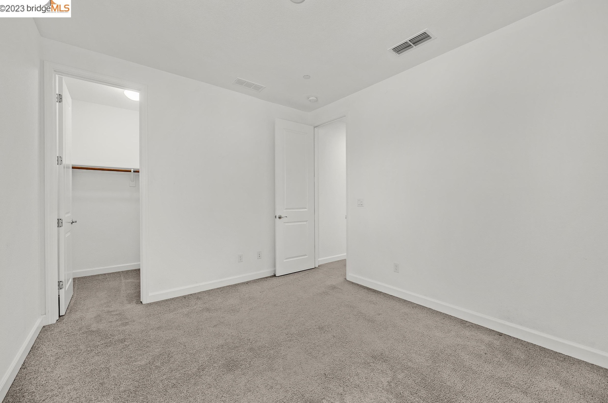 719 Jennifer St, Los Angeles CA  exterior