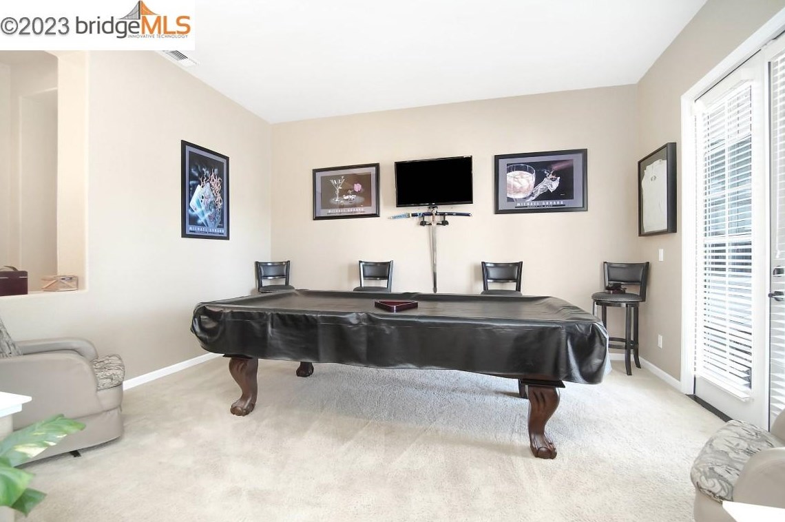 2830 Hawthorn Ct, Los Angeles CA  94513-5484 exterior
