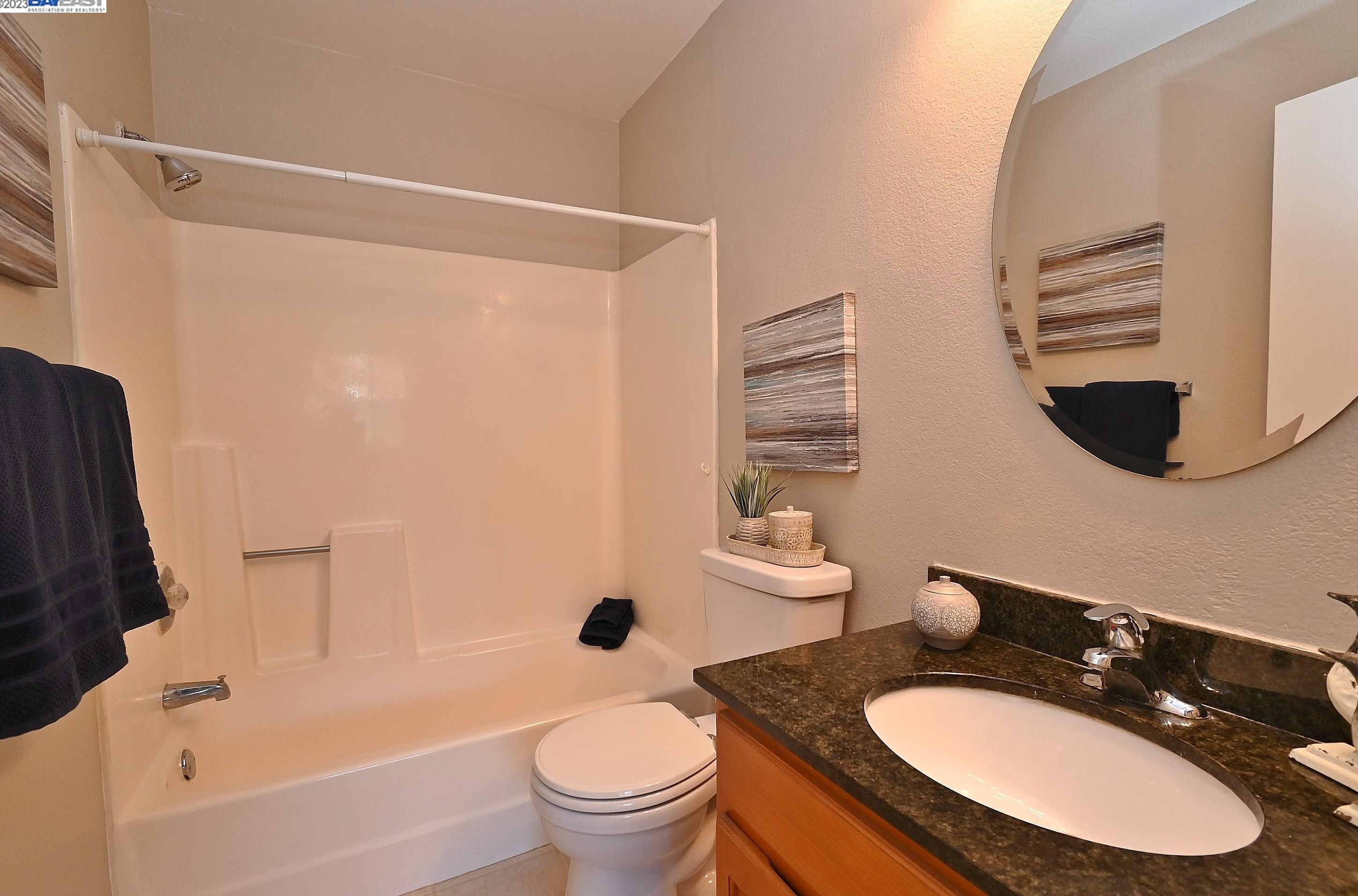 106 Bolero Plz, Union City CA  94587-3734 exterior