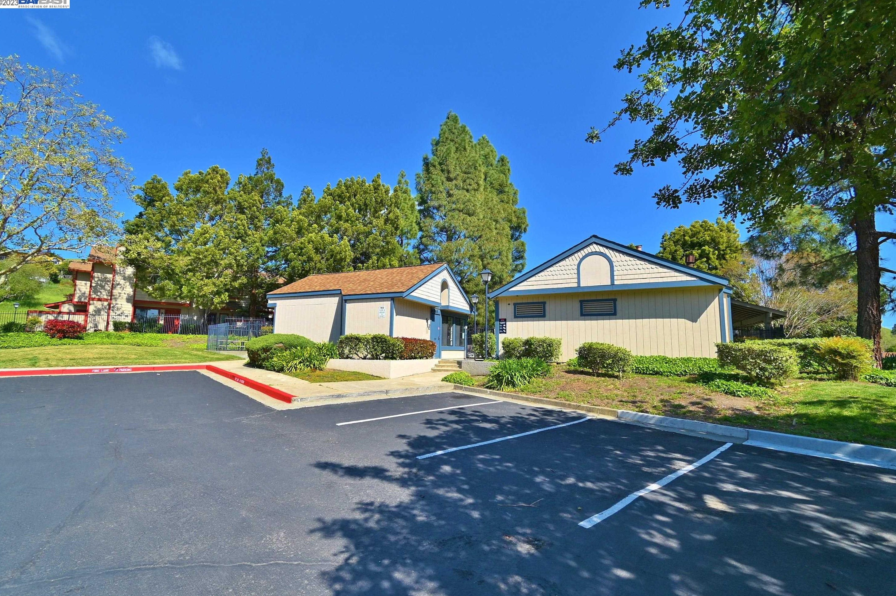 106 Bolero Plz, Union City CA  94587-3734 exterior