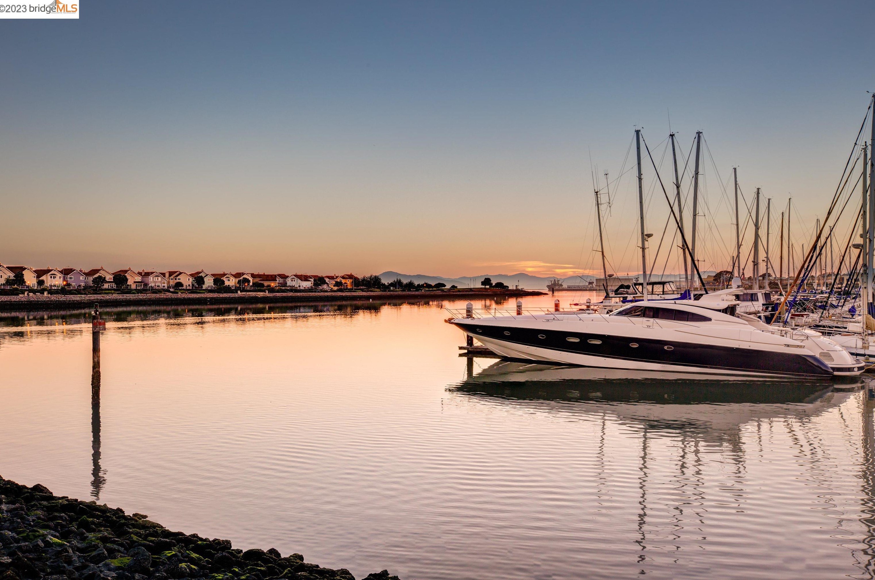 245 Shoreline Ct, Richmond CA  94804-7435 exterior