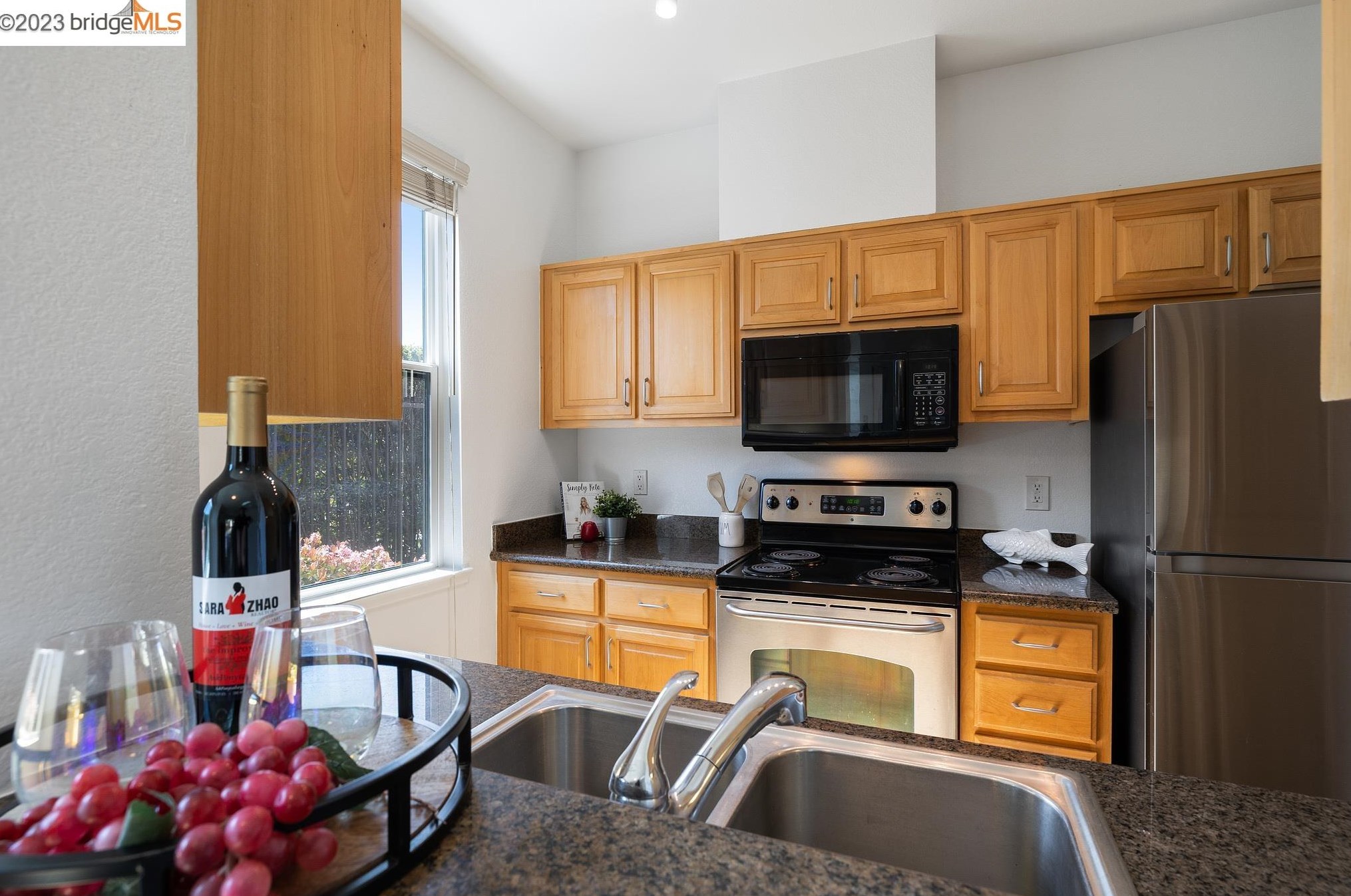 245 Shoreline Ct, Richmond CA  94804-7435 exterior