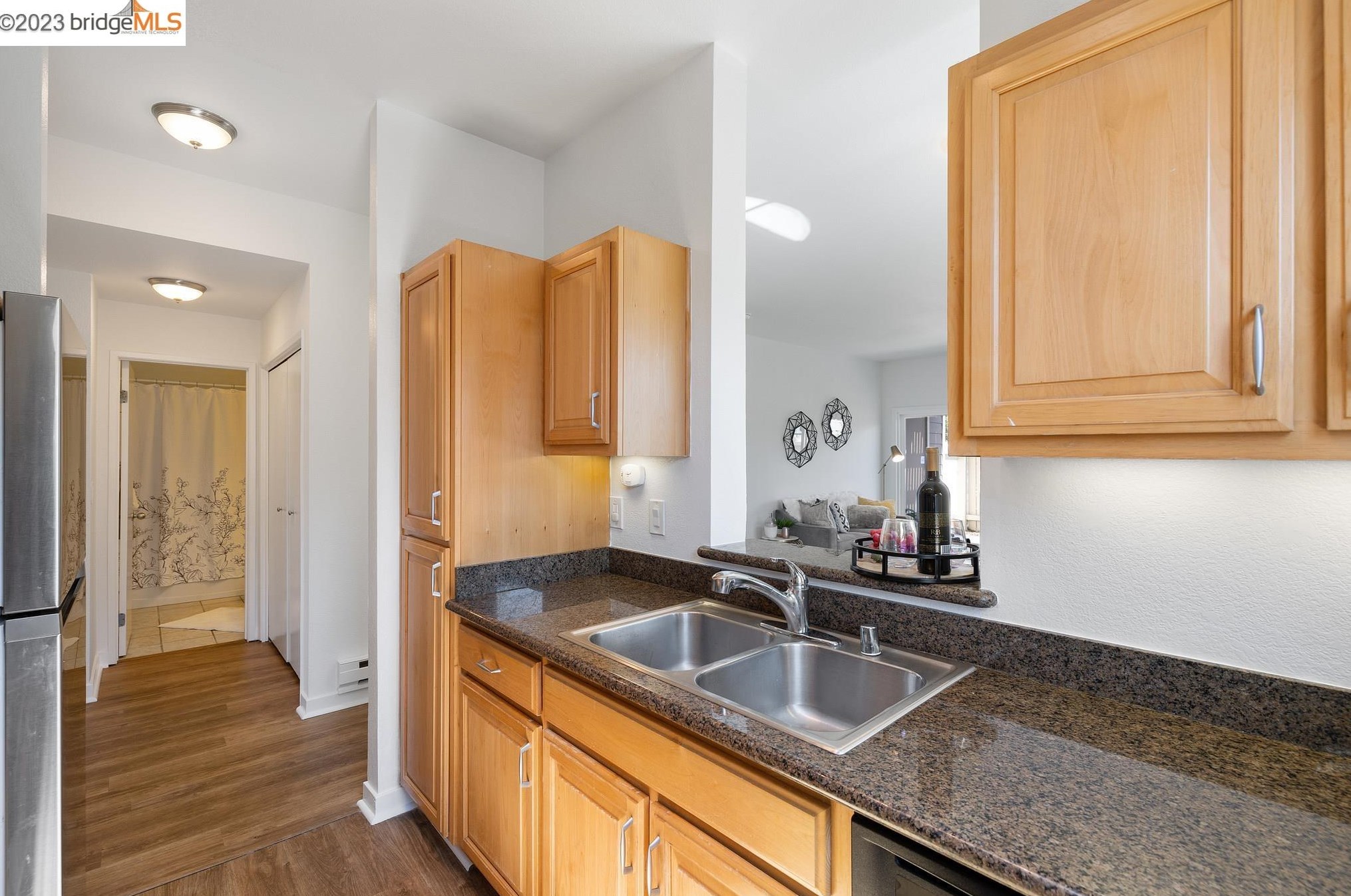 245 Shoreline Ct, Richmond CA  94804-7435 exterior