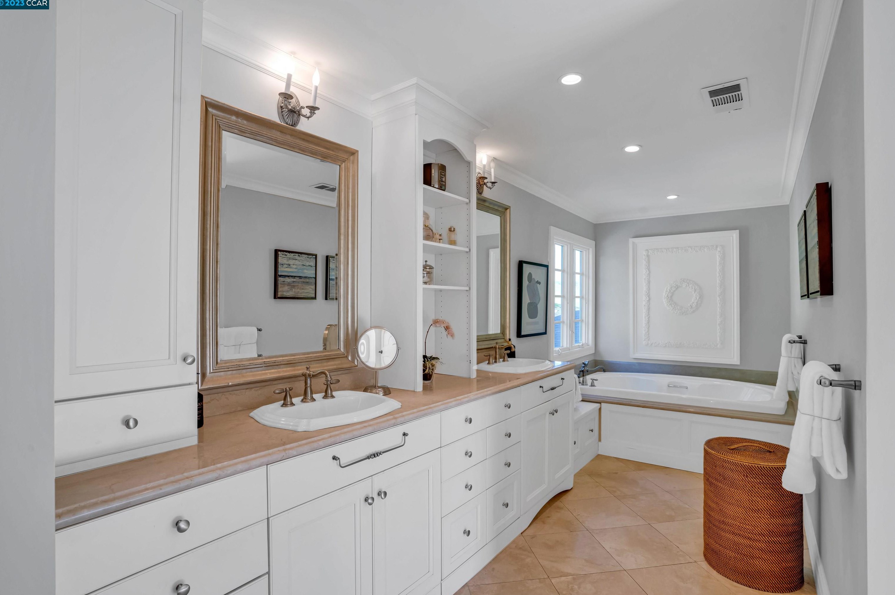 471 Millfield Pl, Moraga CA  94556-2512 exterior