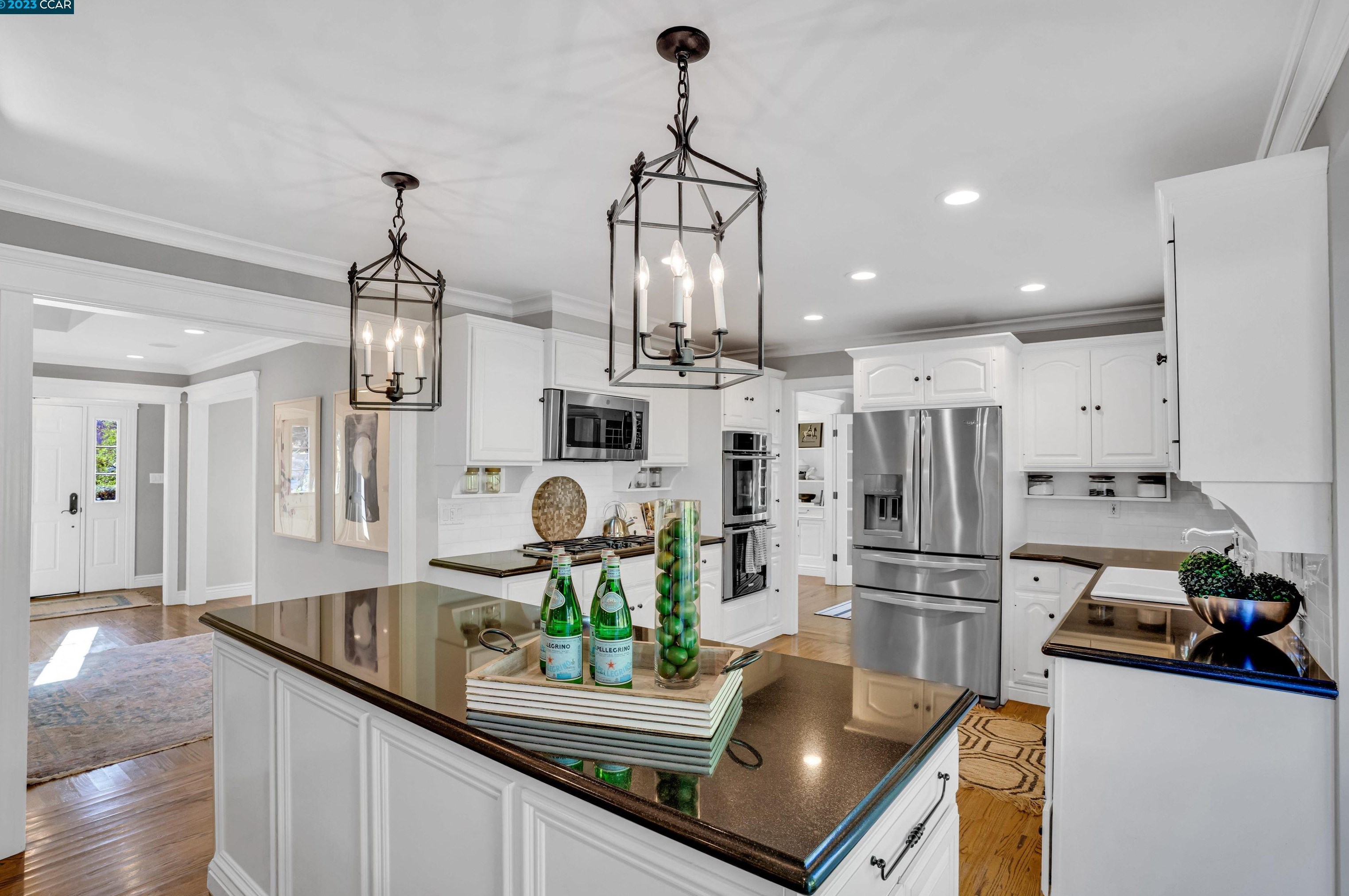 471 Millfield Pl, Moraga CA  94556-2512 exterior