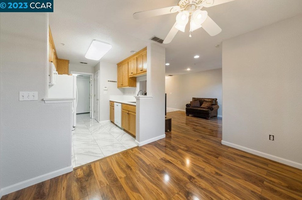 180 Scottsburg Ct, Fairfield CA  94534-8522 exterior