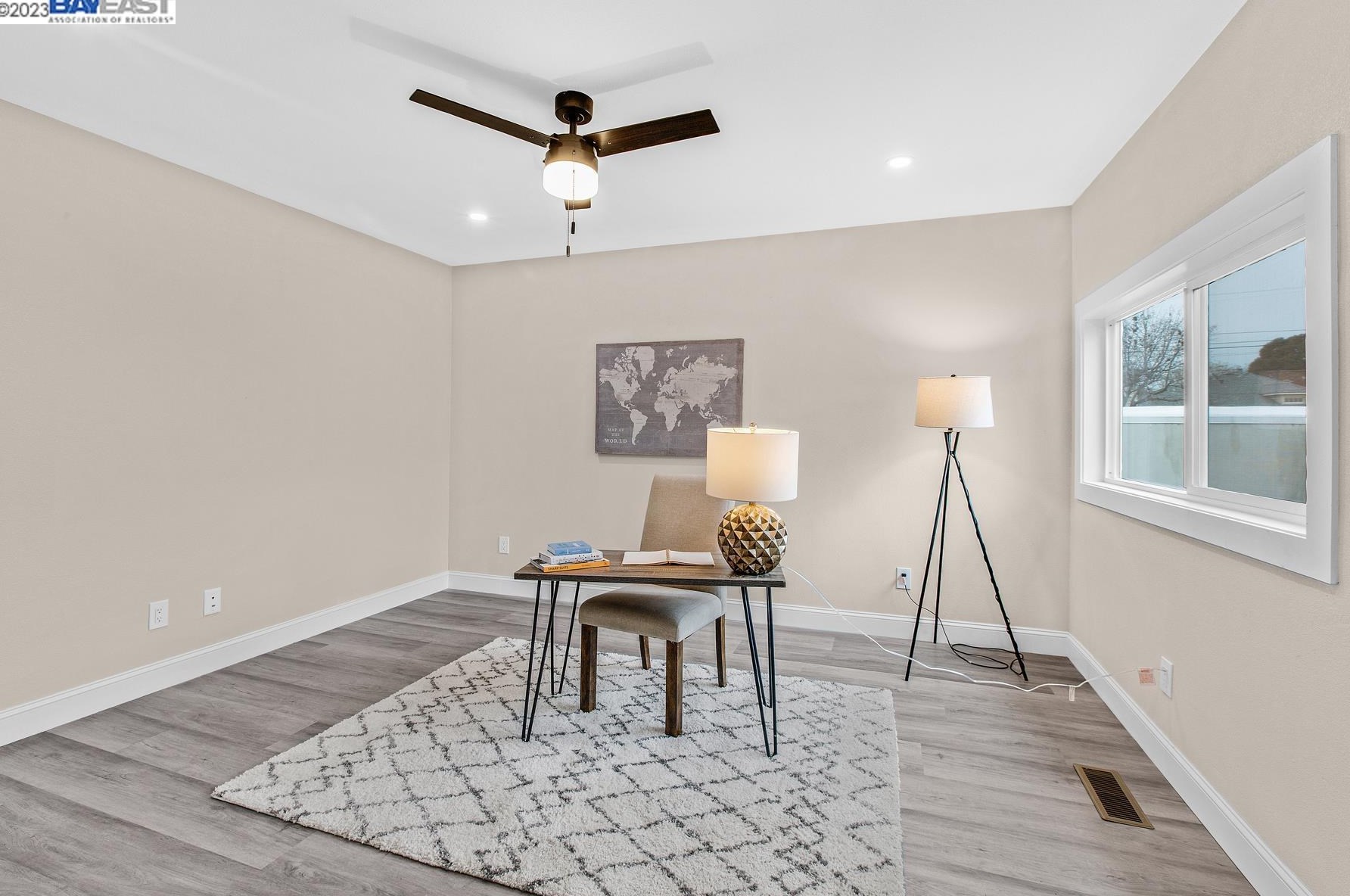 1405 Harmon St, Berkeley CA  94702-2717 exterior