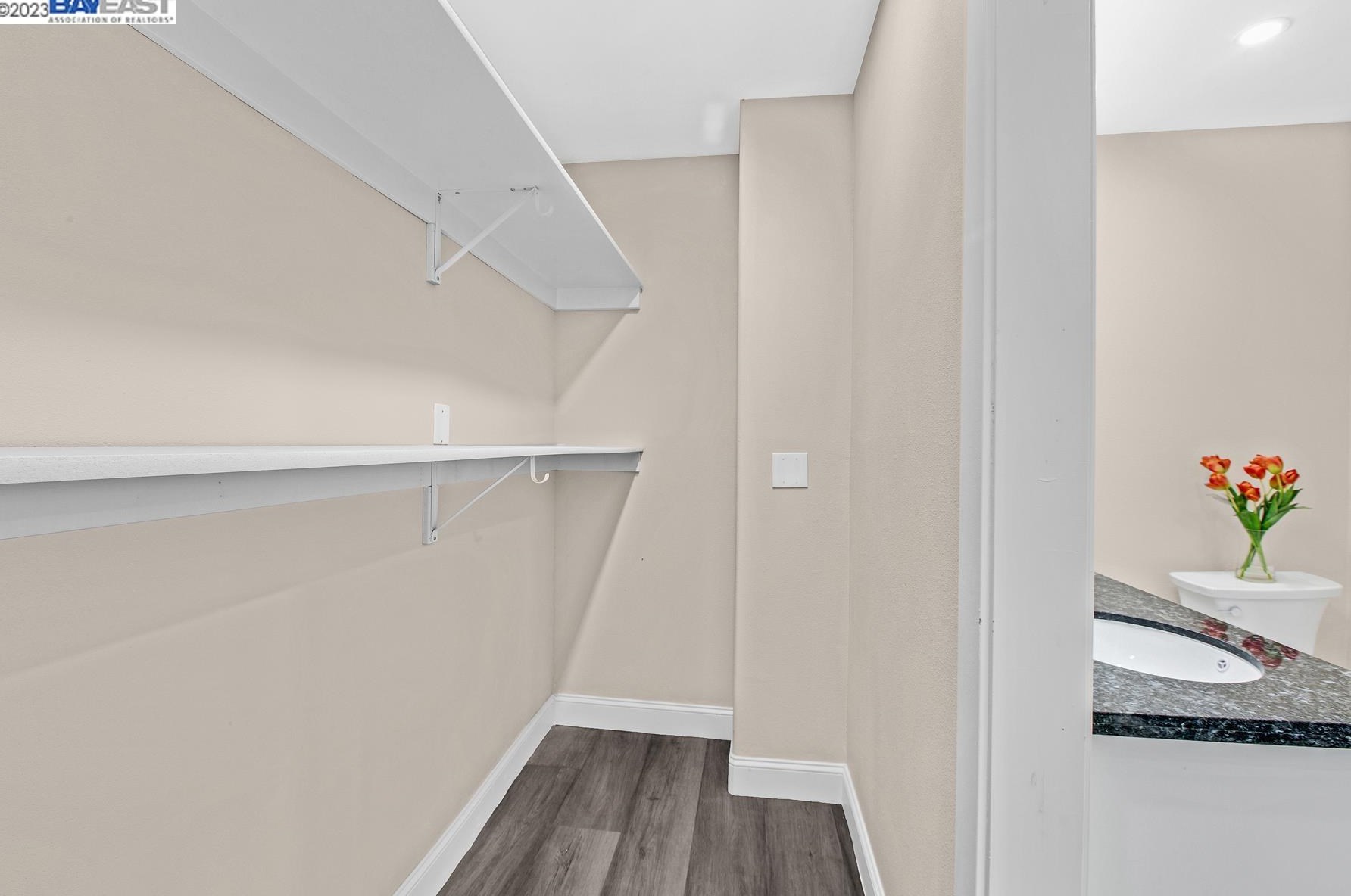 1405 Harmon St, Berkeley CA  94702-2717 exterior