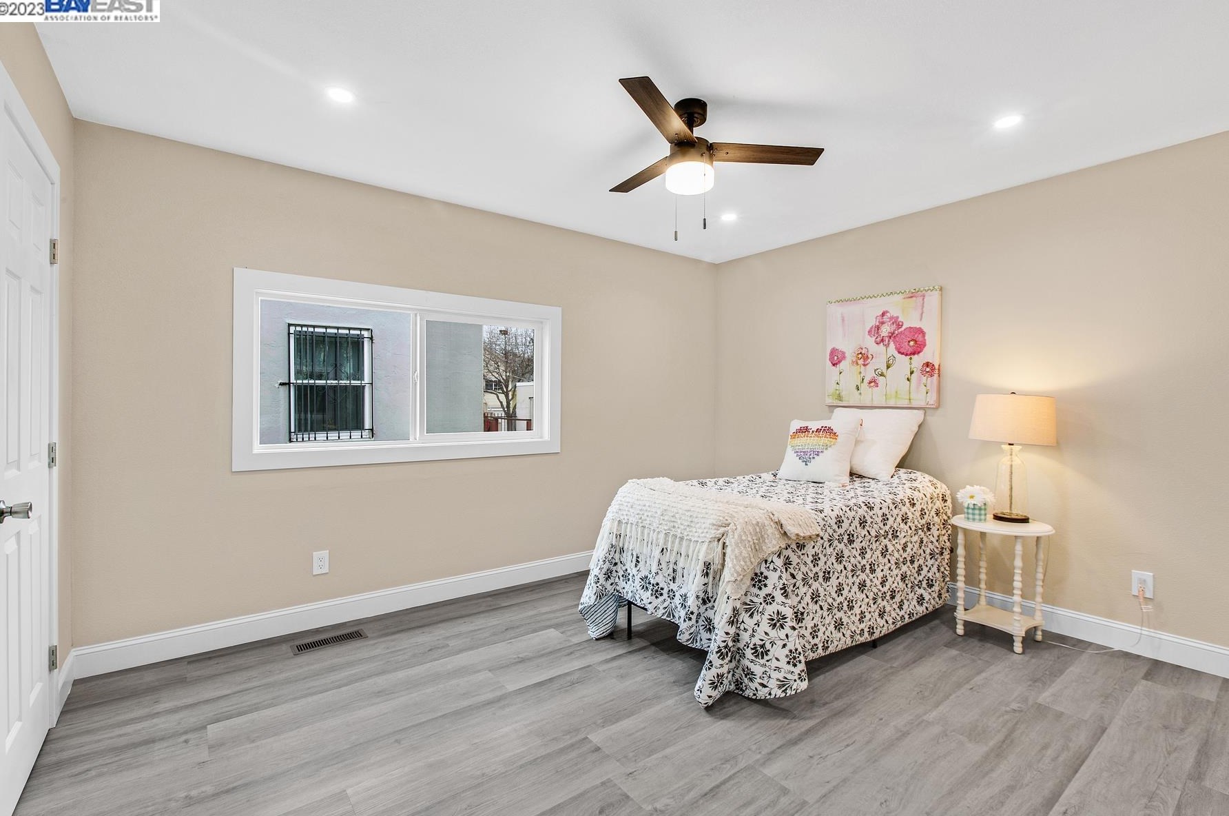 1405 Harmon St, Berkeley CA  94702-2717 exterior