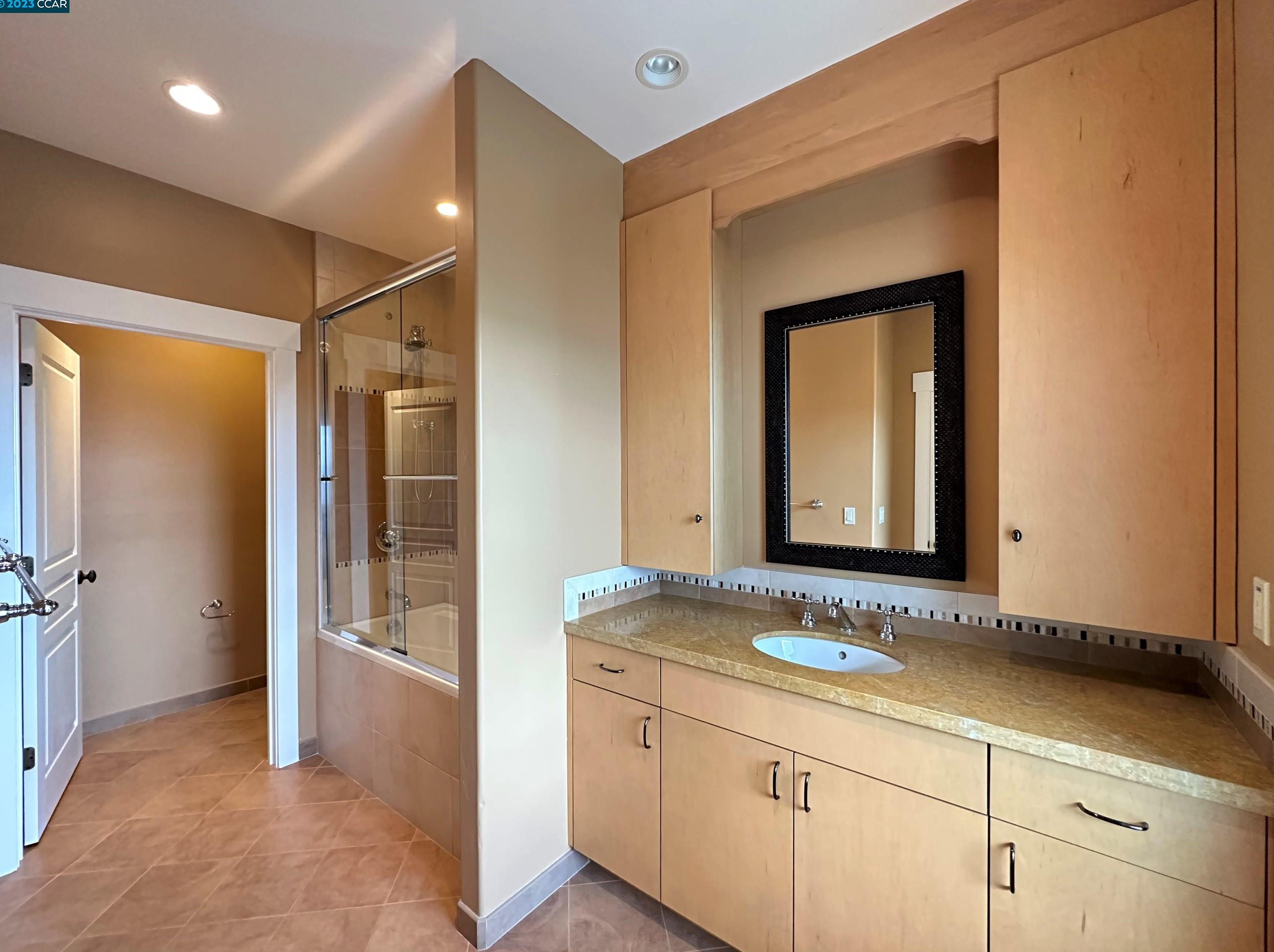 1469 Sandpiper Spit, Richmond CA  94801-4100 exterior