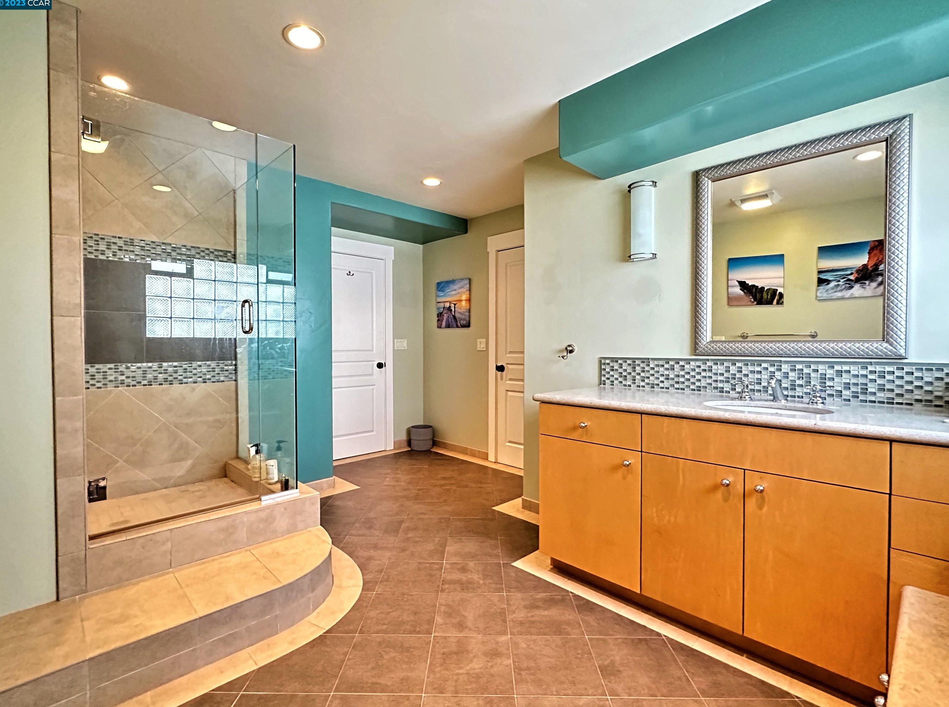 1469 Sandpiper Spit, Richmond CA  94801-4100 exterior