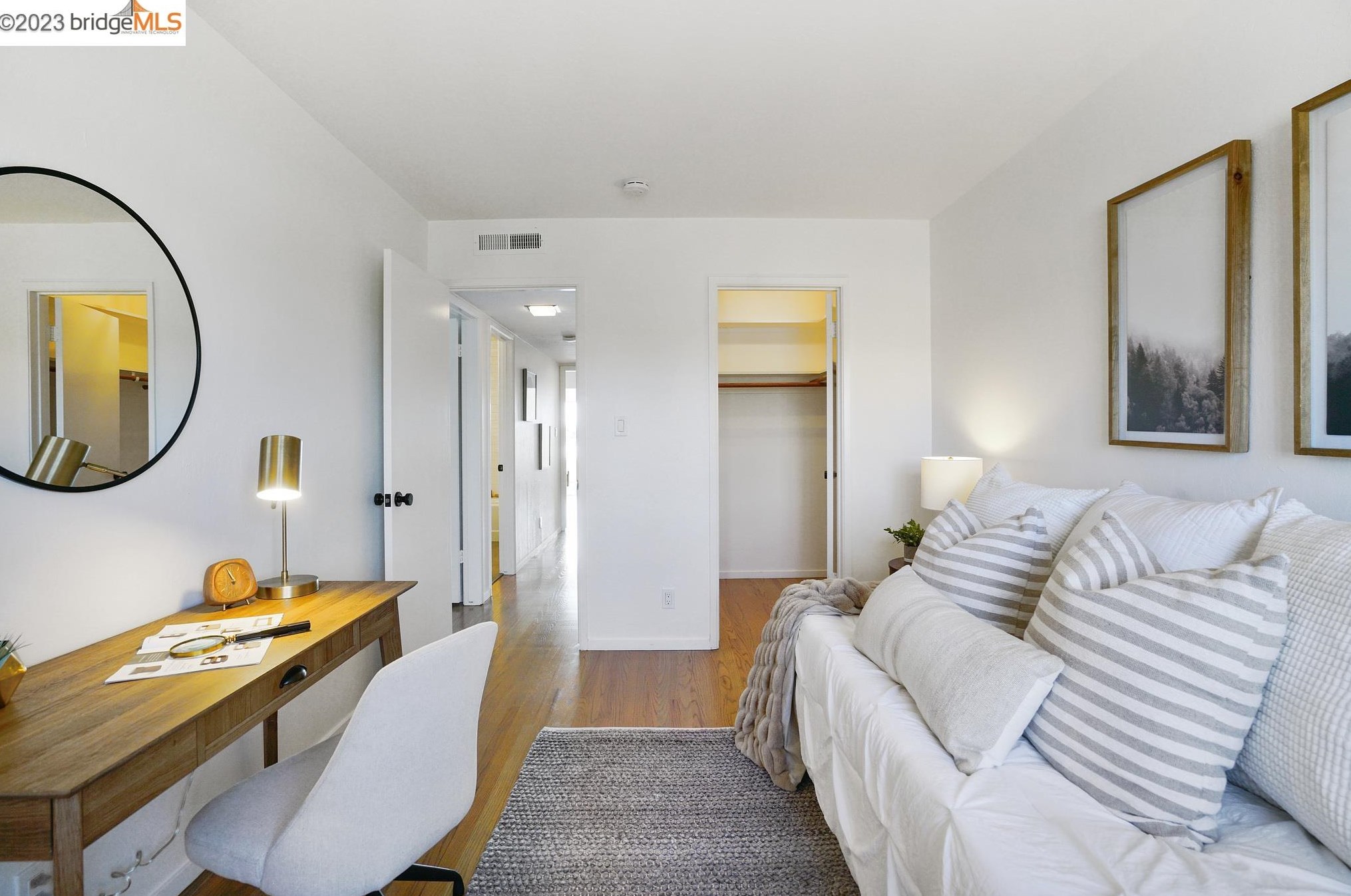 2926 Bayview Dr, Alameda CA  94501-6350 exterior