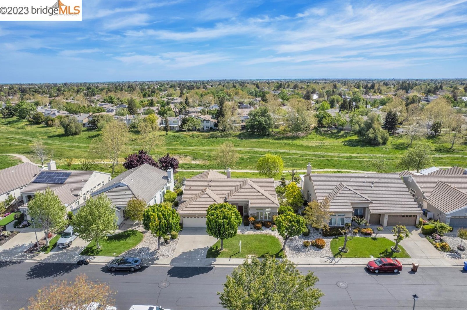 570 Central Park Pl, Los Angeles CA  94513-6032 exterior