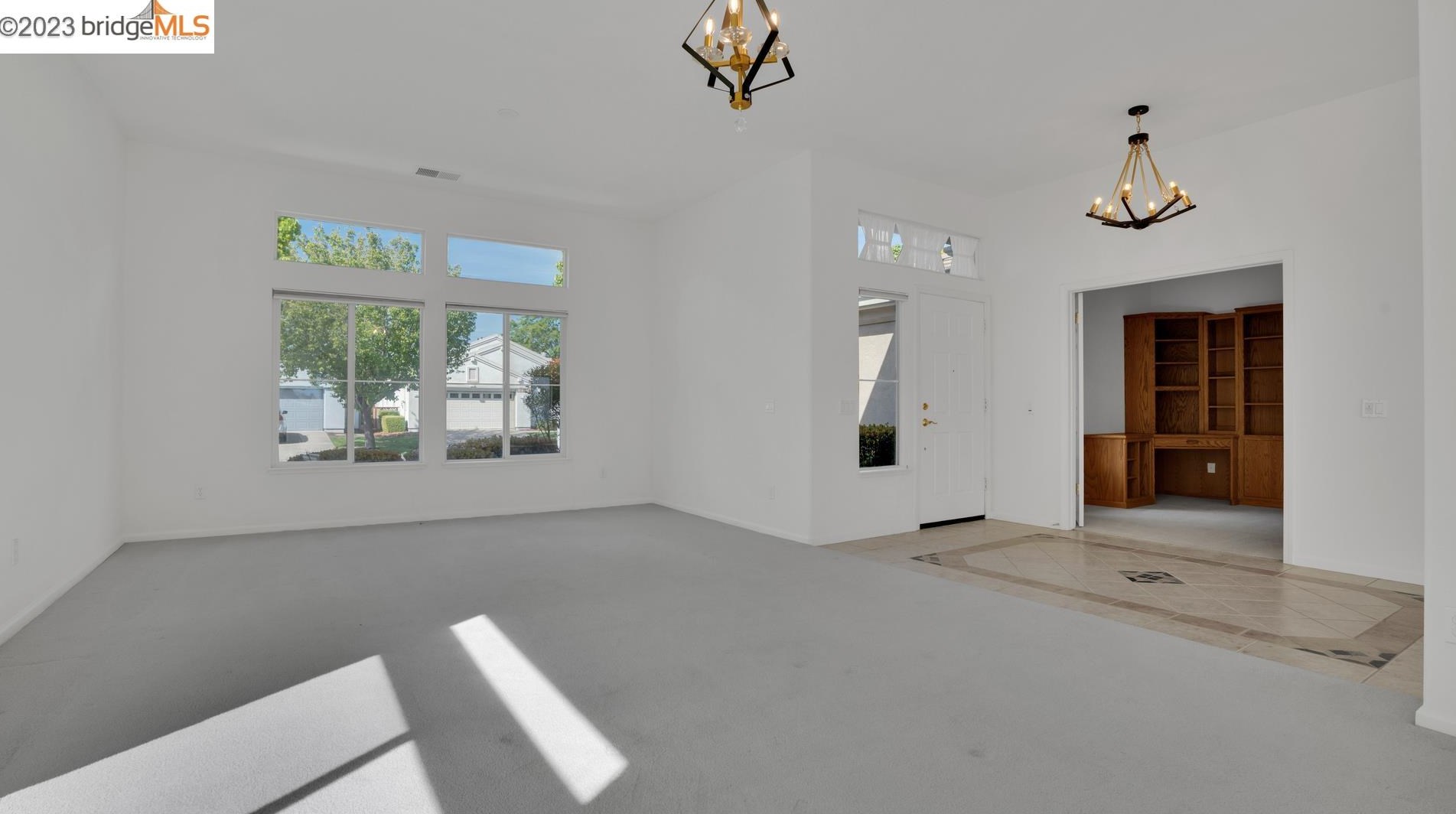 570 Central Park Pl, Los Angeles CA  94513-6032 exterior