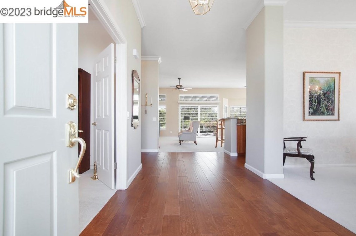 541 Central Park Pl, Los Angeles CA  94513-6037 exterior