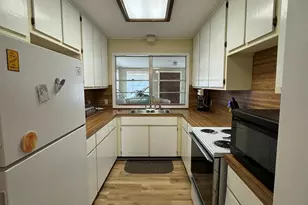 82 Trout St, Palacios, TX 77465 - Photo 7