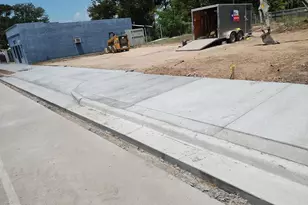 520 Main St, Palacios, TX 77465 - Photo 1