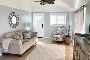 656 Beach Front Dr, Matagorda, TX 77457 - Photo 3