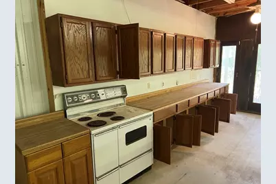 111 Cr 237, Wadsworth, TX 77483 - Photo 3