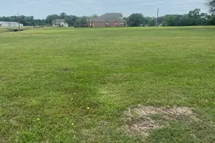 3801 Heatherglen, Bay City, TX 77414 - Photo 1