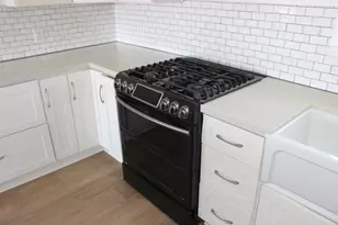 323 East Bayshore, Palacios, TX 77465 - Photo 29