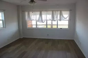 323 East Bayshore, Palacios, TX 77465 - Photo 27