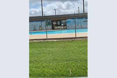 1140 West Bayshore Dr., Palacios, TX 77465 - Photo 9