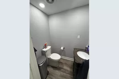 2105 6th Street, Bay City, TX 77414 - Photo 9