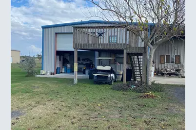38 Eel Ct, Palacios, TX 77465 - Photo 1