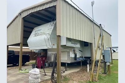 531 Burton, Matagorda, TX 77457 - Photo 17