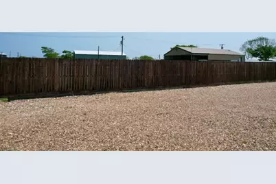 531 Burton, Matagorda, TX 77457 - Photo 3